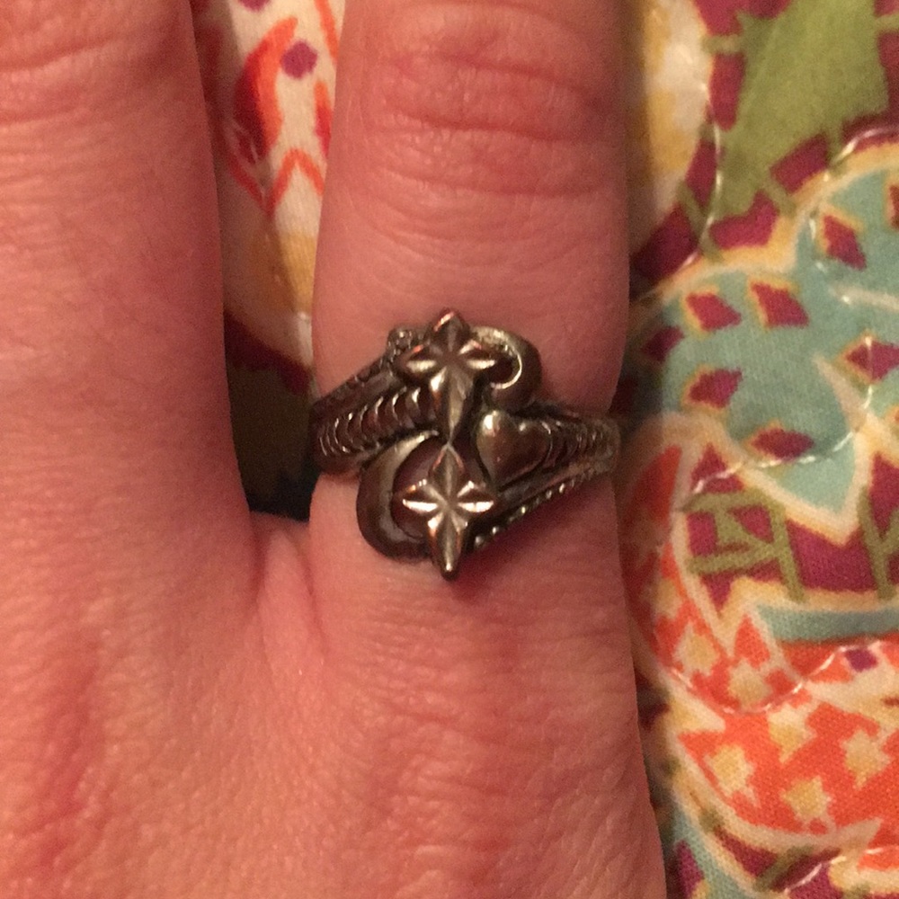 Silver ring - Picture 2 of 2